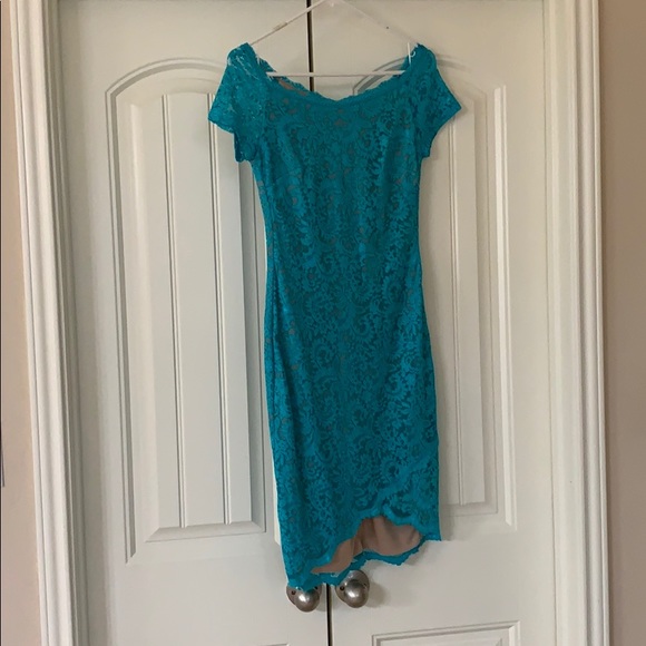 Teal lace dress - Picture 2 of 3